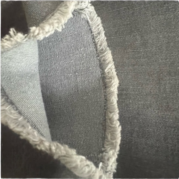 NWT ARMANI EXCHANGE Mid Rise Super Skinny Lift Up Jeans - Size 27 - Picture 9 of 12